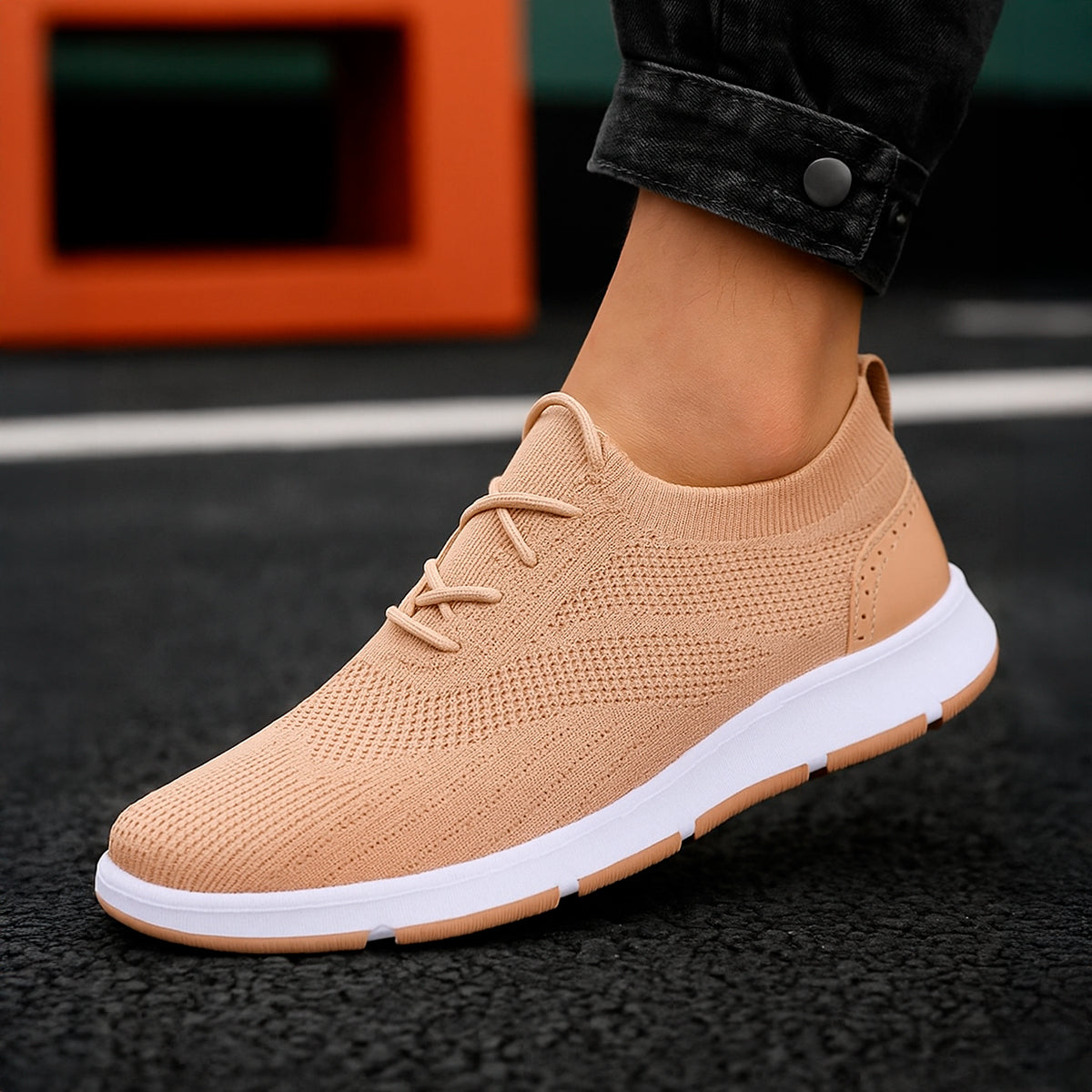 Tenis para hombre cómodo con un diseño de tela y suela antideslizante y flexible Zapatilla para hombre con un diseño cómodo con agujeta clásica transpirable