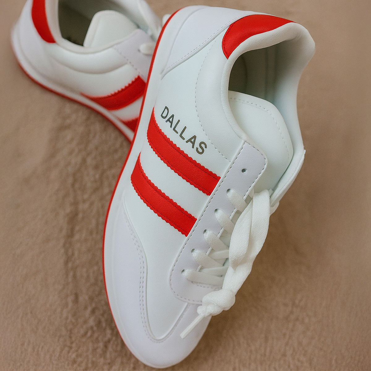 Tenis para hombre casual con un diseño adaptable para cualquier ocasión con suela antideslizante Zapatilla para hombre con cierre clásico de agujeta versátil para cualquier ocasión