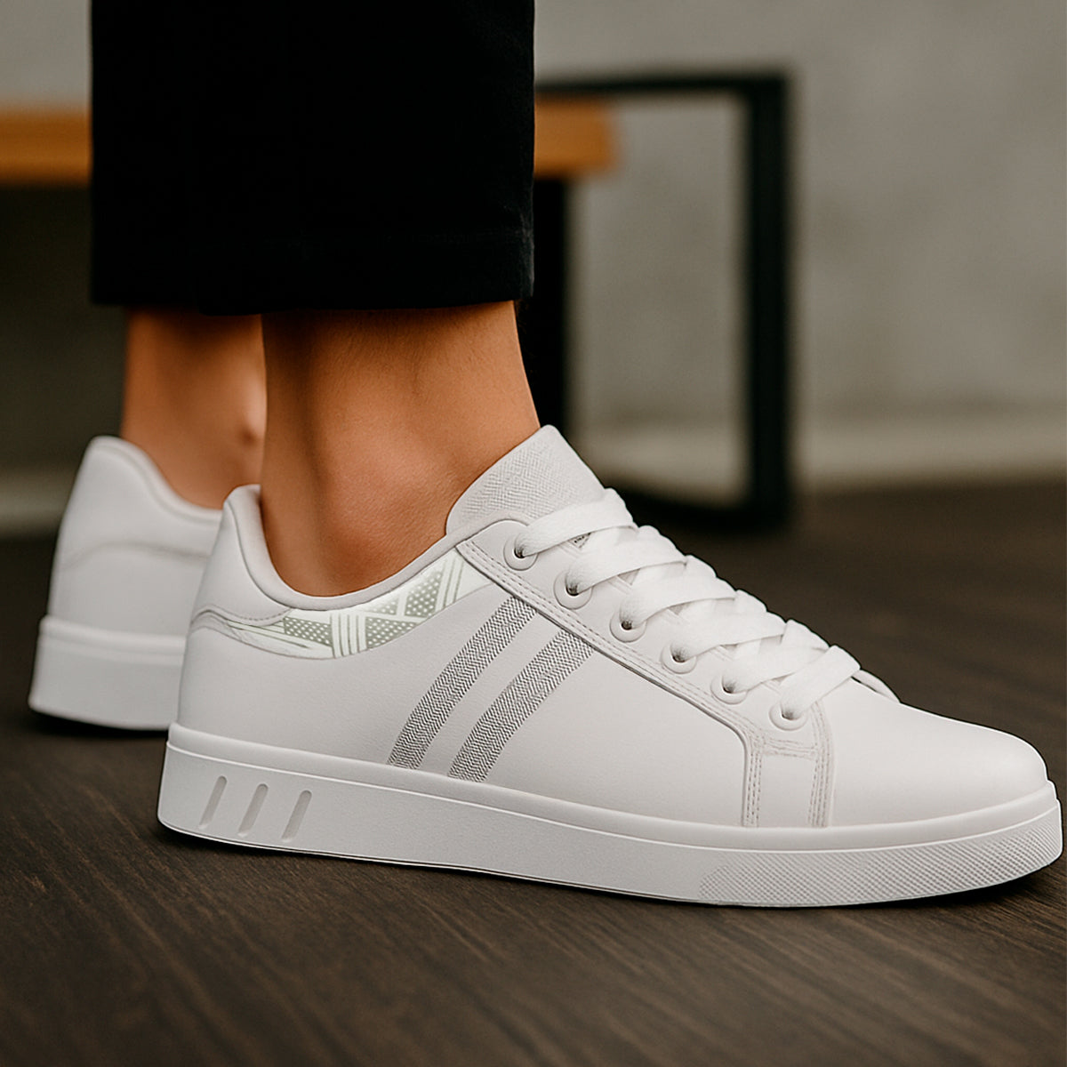 Tenis para hombre con diseño clásico ideal para el uso del día a día con suela antideslizante Zapatilla de hombre con agujetas clásicas transpirable con un diseño cómodo