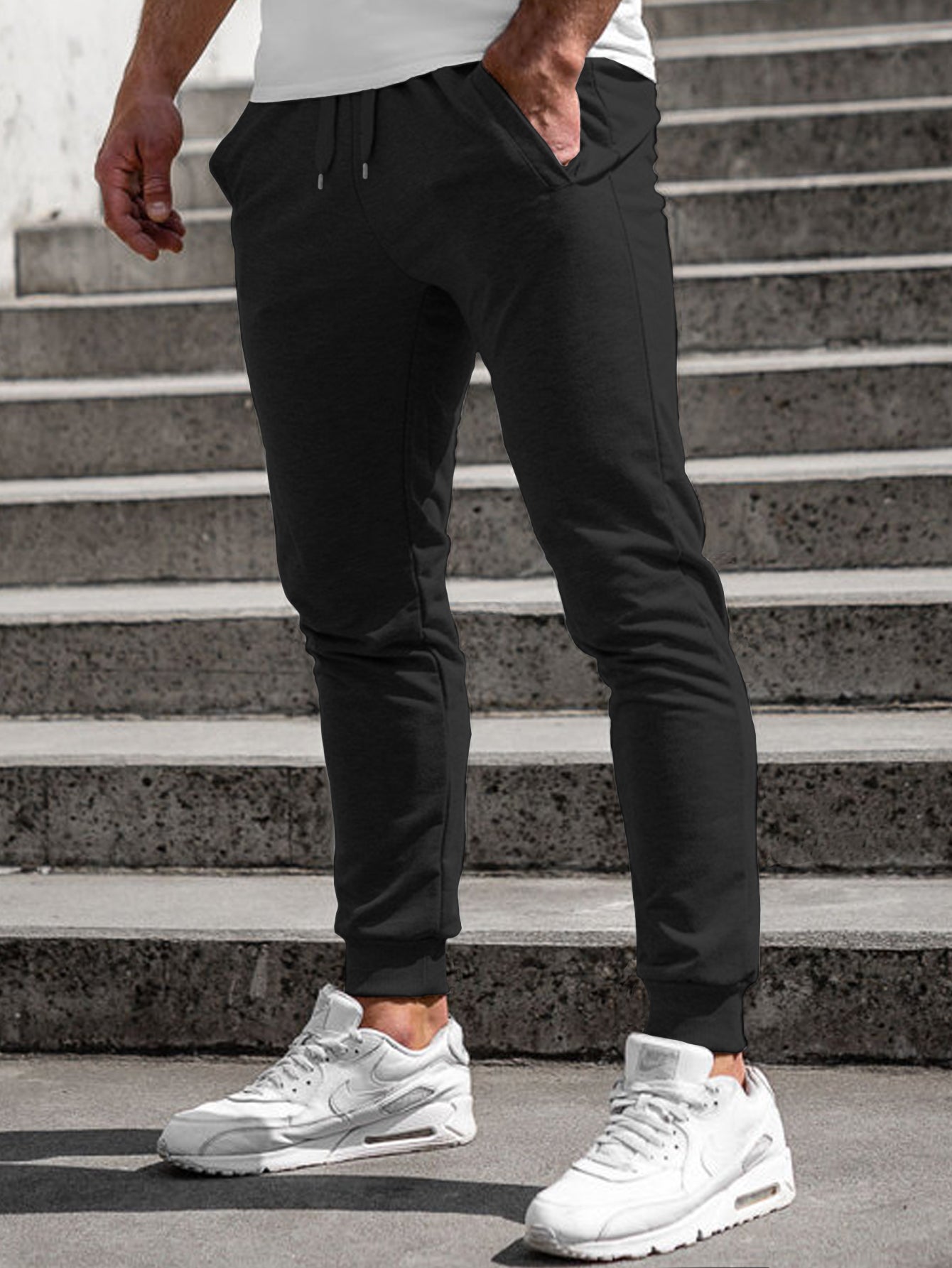 Jockey Athletic Jogger Elasticizzati Uomo – Nero, Taglia S, Con Tasche E Cerniere
