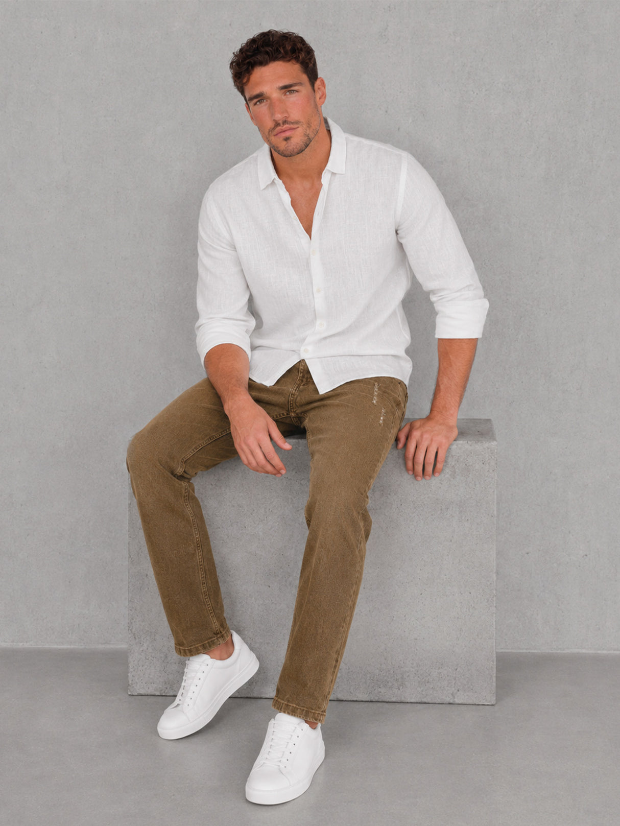 Jeans Hombre Slim Fit Café Camel Mezclilla Stretch Pantalón Mezclilla