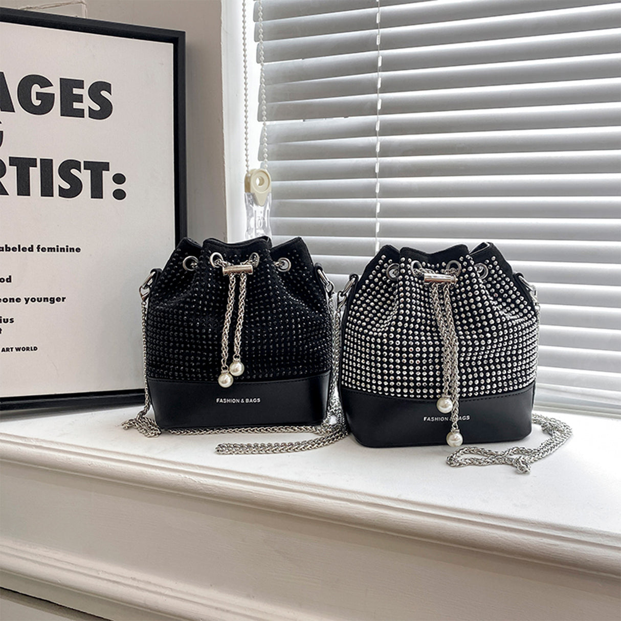 Bolso De Mano Con Pedreria De Cristales Brillantes Tipo Piel