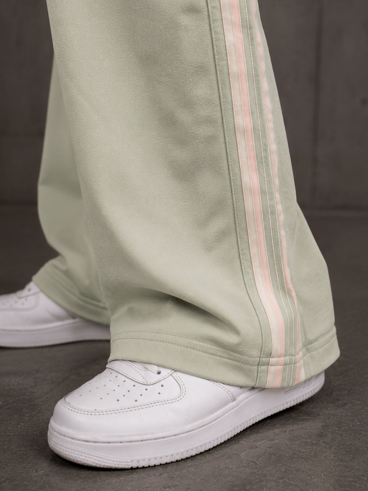 Pants Mujer Jogger Corte Acampanado Deportivo Slim Fit