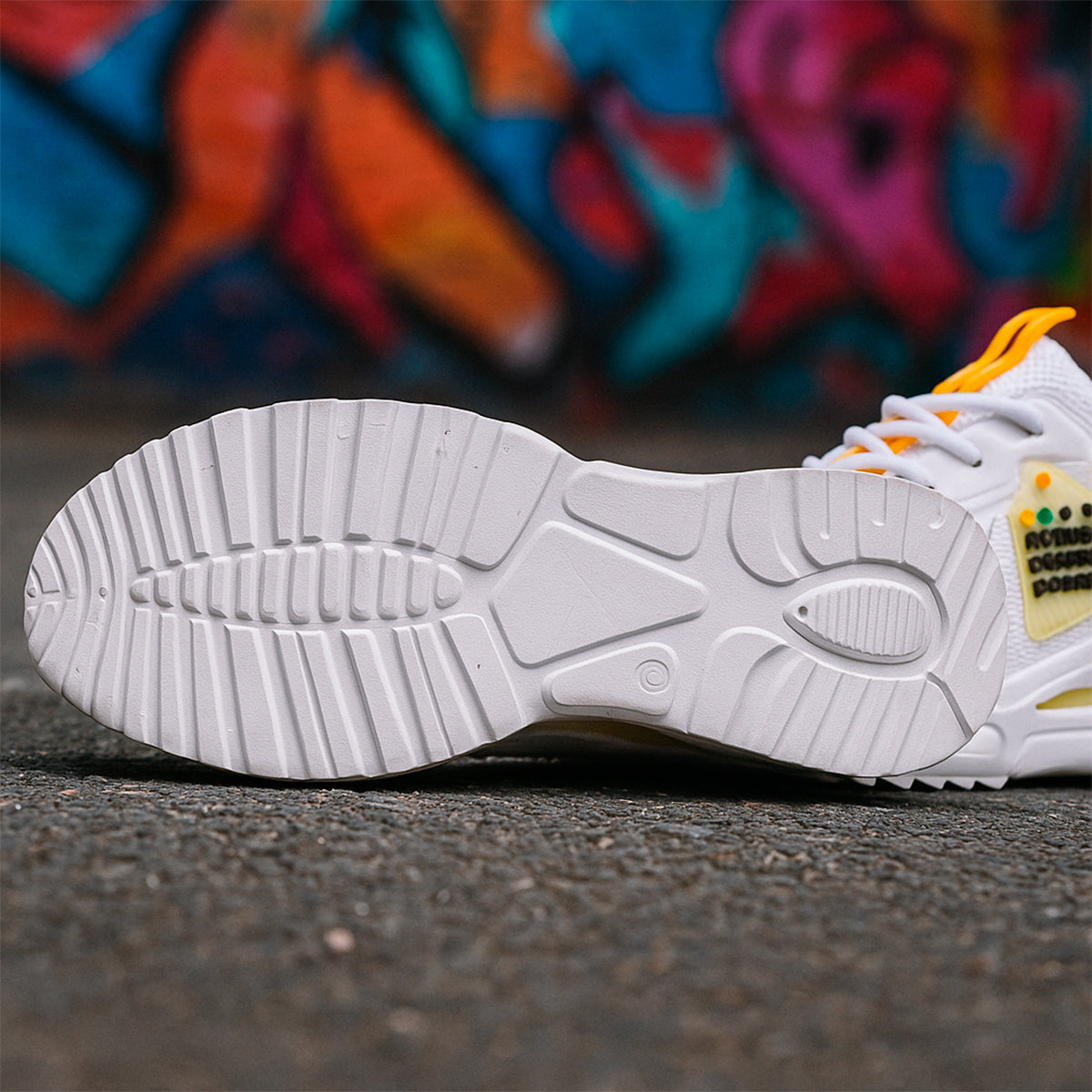 Tenis  para hombre con un diseño casual, comodo para el uso diario con agujeta clasica, suela antdeslizante Zapatilla para hombre comoda transpirable ideal para el uso diario