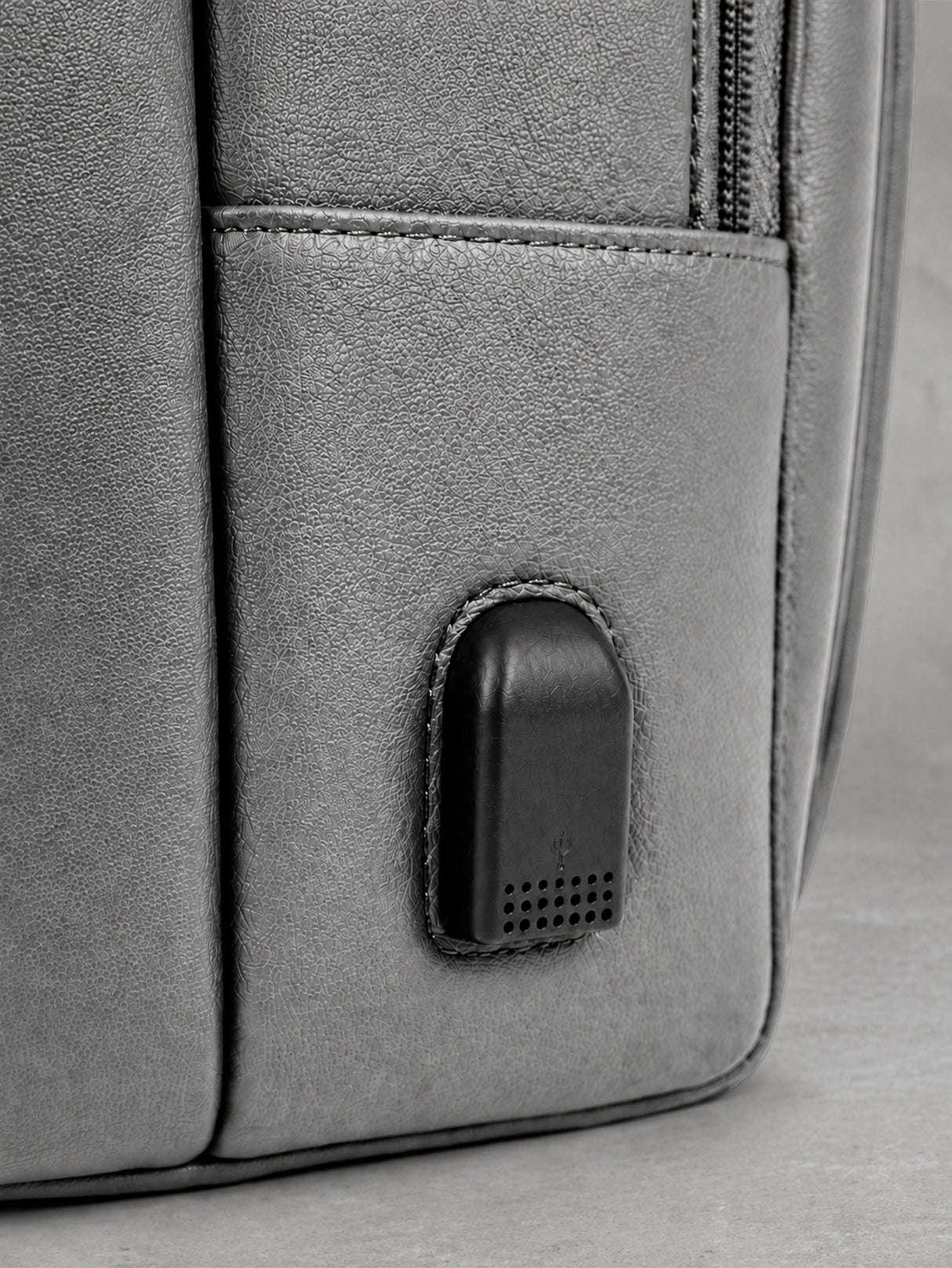 Mochila Maletin para Laptop Ejecutiva Unisex de Trabajo y Viaje para Computadora con Puerto USB Mayoreo