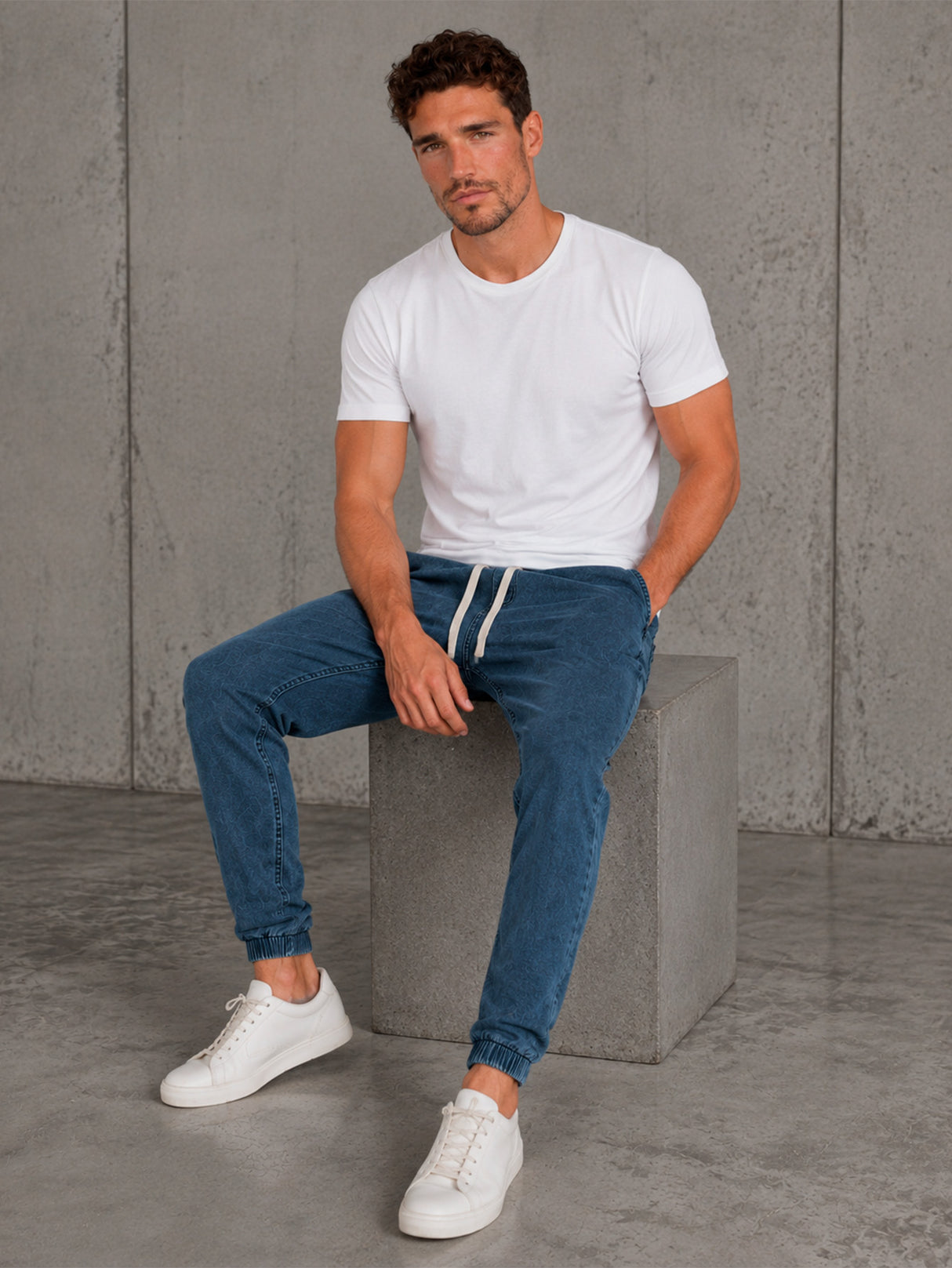 Jeans Jogger Hombre Mezclilla Stretch Pretina Con Resorte Y Cordón Pantalón Mezclilla Con Elástico En Tobillo